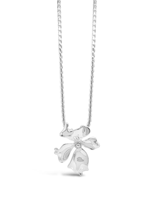 Silver flower necklace