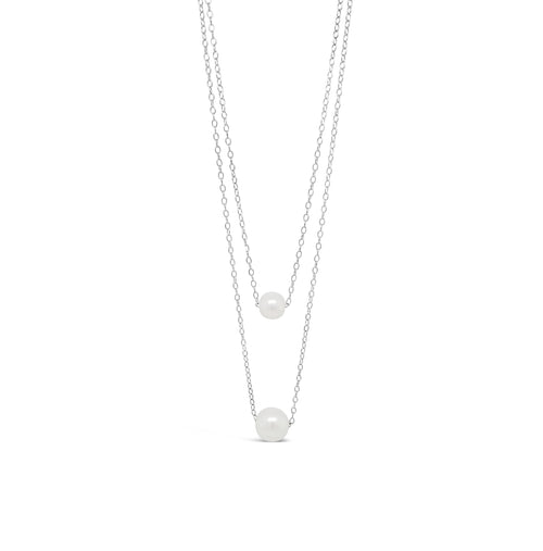 Double pearl necklace